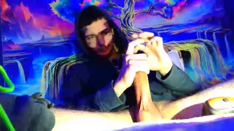 amiri_sweater online show from December 15, 2025, 8:18 am