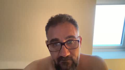 amirsds3298129 online show from June 8, 2026, 6:41 pm