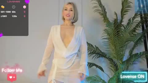 Snapshot of amiwong chatting on February 28, 2025, 6:10 am amiwong online show from February 28, 2025, 6:10 am