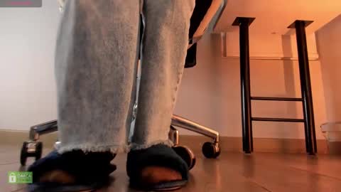 Snapshot of ammeliaa_ chatting on October 25, 2025, 4:20 am Amelia online show from October 25, 2025, 4:20 am