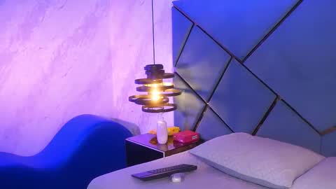 ammy durand online show from February 8, 2026, 7:06 pm