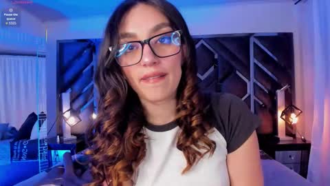 ammy_glow online show from January 17, 2026, 3:33 am