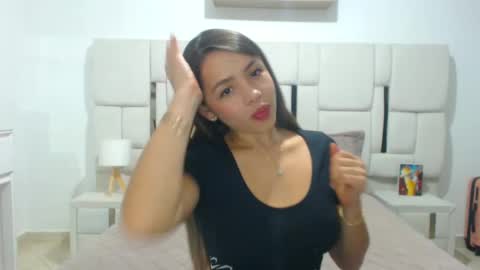 Snapshot of ammy_velez chatting on January 6, 2025, 8:50 pm ammy_velez online show from January 6, 2025, 8:50 pm
