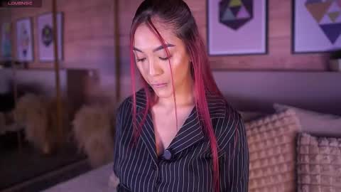 Ammy Scott  online show from November 21, 2025, 7:56 pm