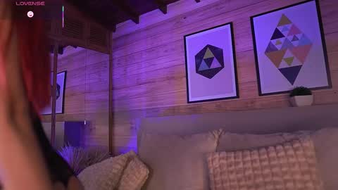 Ammy Scott  online show from November 26, 2025, 7:15 pm