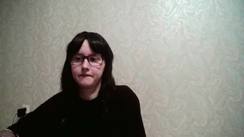 Amomira online show from March 26, 2026, 11:32 pm