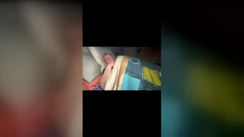 amor196112 online show from January 6, 2026, 3:32 am