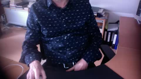 Snapshot of amor2200 chatting on March 7, 2026, 11:29 am Amor2200 online show from March 7, 2026, 11:29 am