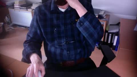 Snapshot of amor2200 chatting on March 17, 2026, 10:51 am Amor2200 online show from March 17, 2026, 10:51 am