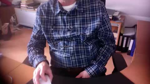 Snapshot of amor2200 chatting on March 21, 2026, 1:26 pm Amor2200 online show from March 21, 2026, 1:26 pm