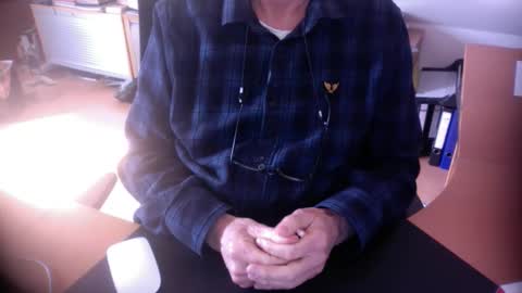 Snapshot of amor2200 chatting on March 26, 2026, 10:21 am Amor2200 online show from March 26, 2026, 10:21 am