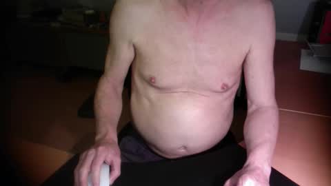 Snapshot of amor2200 chatting on April 1, 2026, 9:12 pm Amor2200 online show from April 1, 2026, 9:12 pm