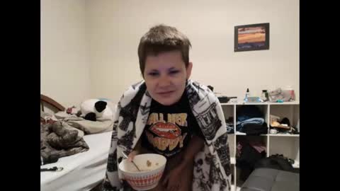 Snapshot of amoramystic chatting on September 23, 2025, 3:09 am Amora Mystic online show from September 23, 2025, 3:09 am