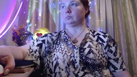 amorelara online show from June 7, 2026, 11:36 am