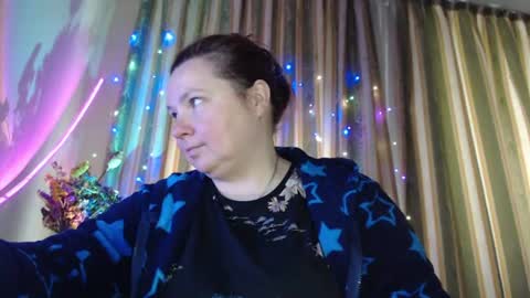 amorelara online show from June 13, 2026, 10:02 am