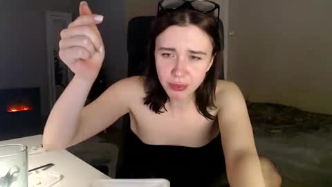 Snapshot of amoremeoww chatting on December 30, 2024, 9:08 pm miss unforgettable online show from December 30, 2024, 9:08 pm