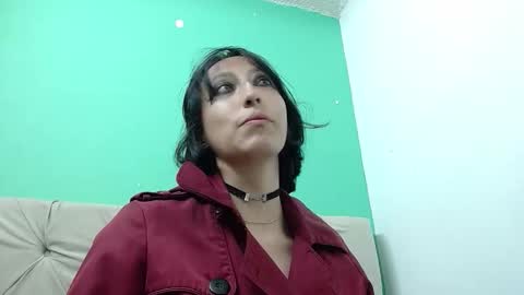 amoremerchmar online show from June 1, 2026, 6:15 am