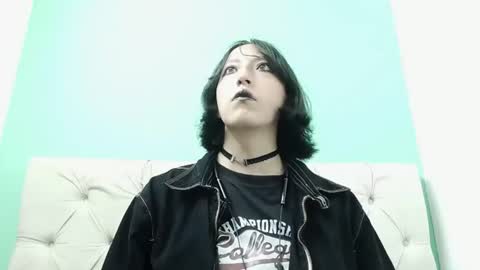 amoremerchmar online show from June 16, 2026, 3:09 am