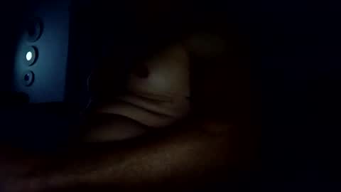 Snapshot of amorjoy84 chatting on November 2, 2025, 2:14 am amorjoy84 online show from November 2, 2025, 2:14 am