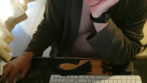 amslave4f online show from May 27, 2026, 6:21 am