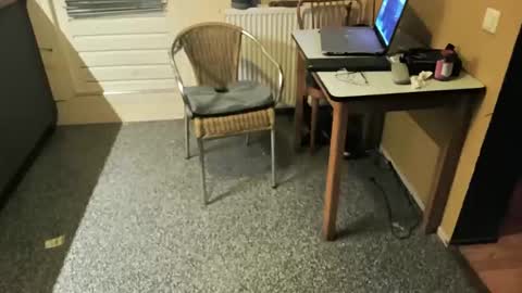 Snapshot of amstsagger chatting on September 21, 2025, 7:04 pm amstsagger online show from September 21, 2025, 7:04 pm