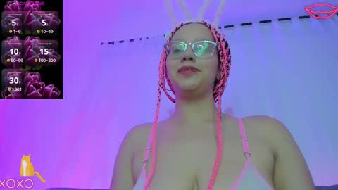 Snapshot of amunet_03 chatting on September 14, 2025, 1:05 am Amunet online show from September 14, 2025, 1:05 am