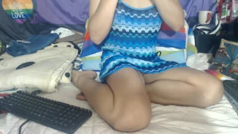 Amuy online show from June 19, 2026, 2:38 am