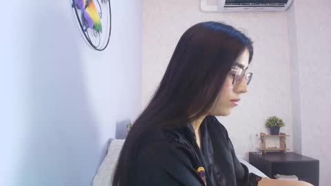 amy__wats0n online show from October 29, 2025, 7:15 pm