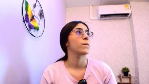 amy__wats0n online show from February 18, 2026, 7:10 pm