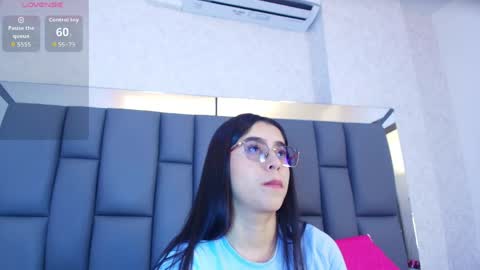 Snapshot of amy__wats0n chatting on April 10, 2026, 7:18 pm amy__wats0n online show from April 10, 2026, 7:18 pm