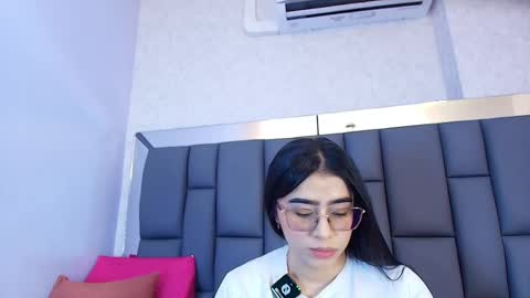 Snapshot of amy__wats0n chatting on April 20, 2026, 7:15 pm amy__wats0n online show from April 20, 2026, 7:15 pm