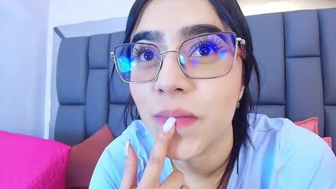 Snapshot of amy__wats0n chatting on April 29, 2026, 7:31 pm amy__wats0n online show from April 29, 2026, 7:31 pm
