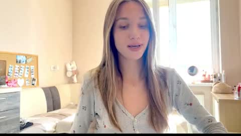 Snapshot of amy_chill chatting on April 21, 2026, 10:32 am Amy Chill online show from April 21, 2026, 10:32 am