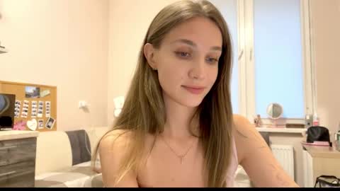 Snapshot of amy_chill chatting on May 3, 2026, 6:03 pm Amy Chill online show from May 3, 2026, 6:03 pm