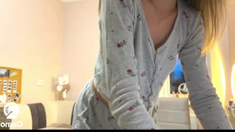 Snapshot of amy_chill chatting on May 6, 2026, 6:46 pm Amy Chill online show from May 6, 2026, 6:46 pm