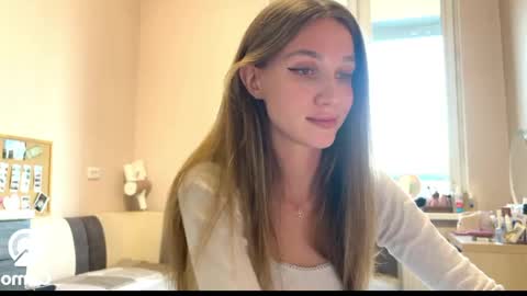 Snapshot of amy_chill chatting on May 8, 2026, 5:29 pm Amy Chill online show from May 8, 2026, 5:29 pm