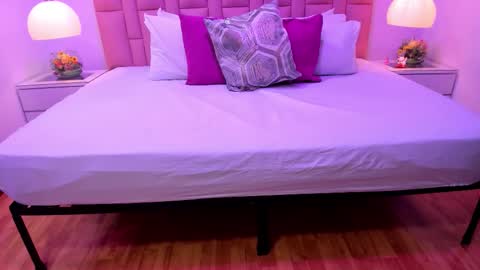 Aleja   online show from January 9, 2026, 3:20 am