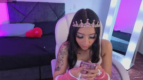Amy online show from May 1, 2026, 12:43 pm