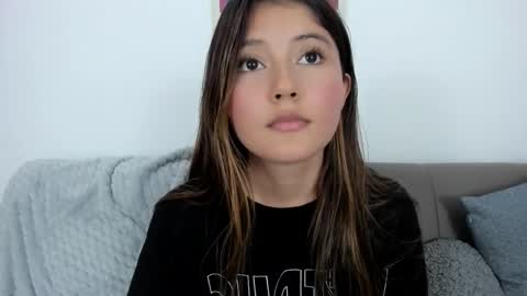 Snapshot of amy_innocent_ chatting on October 30, 2025, 8:31 pm Amy online show from October 30, 2025, 8:31 pm