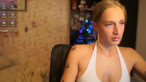 amy_johns_ online show from December 19, 2025, 9:16 am