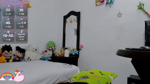 Snapshot of amy_jones07 chatting on October 30, 2025, 12:17 pm Amy online show from October 30, 2025, 12:17 pm