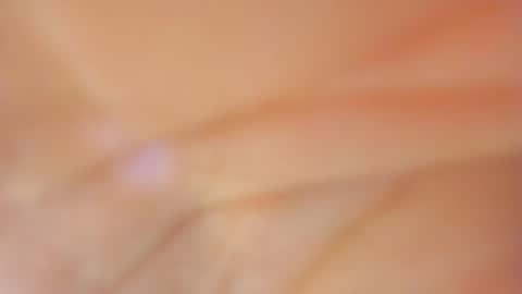 amy_kim571901 online show from December 30, 2024, 2:08 pm