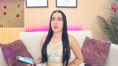 Snapshot of amy_leah_ chatting on October 20, 2025, 7:03 pm amy_leah_ online show from October 20, 2025, 7:03 pm