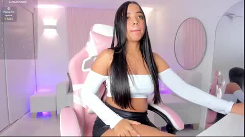 Emily online show from February 26, 2025, 6:43 pm