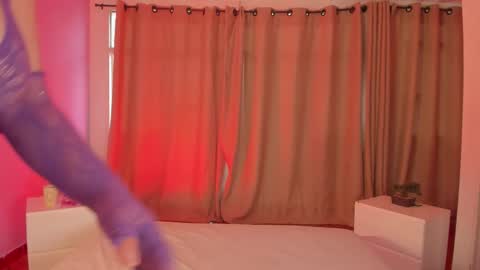 Snapshot of amy_parkker chatting on March 3, 2026, 12:44 pm Amy online show from March 3, 2026, 12:44 pm