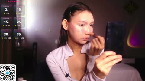 Snapshot of amy_peachy chatting on July 16, 2026, 4:18 am Amy online show from July 16, 2026, 4:18 am