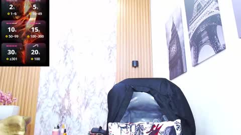 AMY online show from September 10, 2025, 11:49 pm