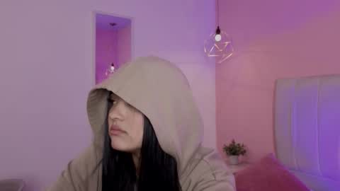 Snapshot of amy_saenz_ chatting on September 13, 2025, 9:42 am amy_saenz_ online show from September 13, 2025, 9:42 am