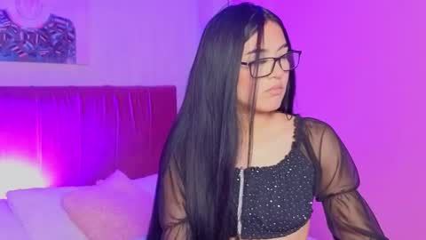 Snapshot of amy_saenz_ chatting on October 8, 2025, 10:51 pm amy_saenz_ online show from October 8, 2025, 10:51 pm