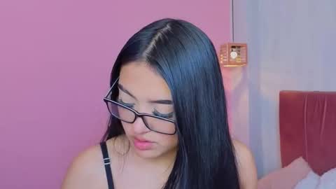 Snapshot of amy_saenz_ chatting on October 9, 2025, 9:24 pm amy_saenz_ online show from October 9, 2025, 9:24 pm